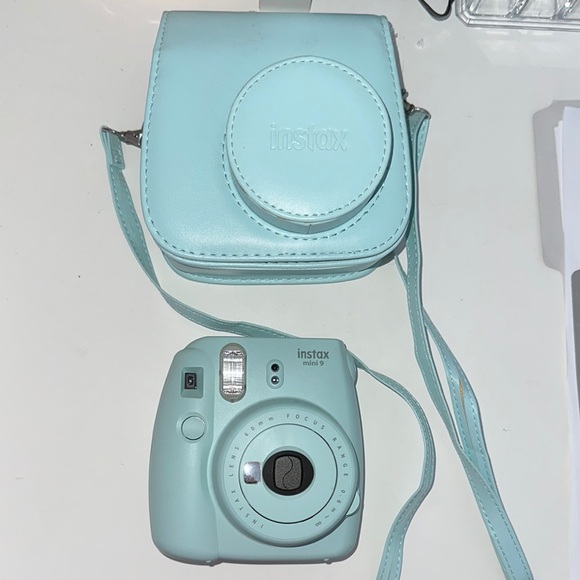 Instax Mini 9 Camera with Case - Light Blue